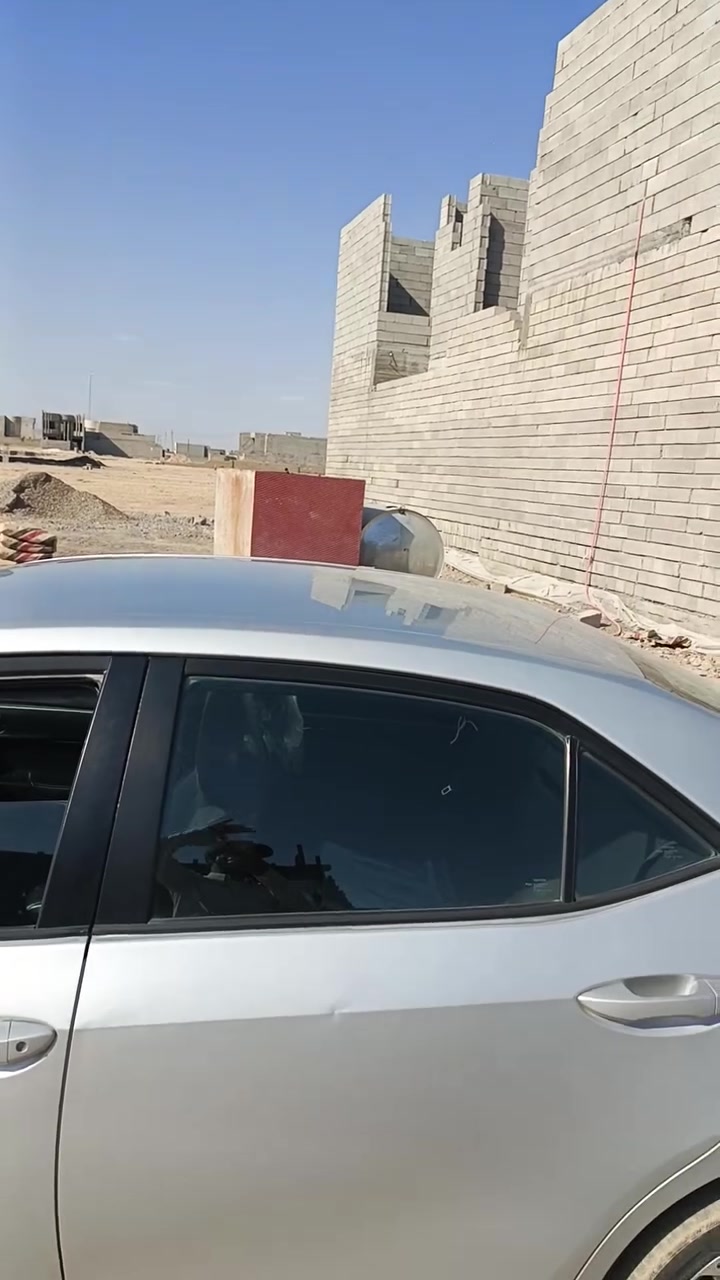 قطعه 100 متر بالمسيج بالبدايه بنص البناء الوجه 5 ونزال 20 سعرها مناسب
***********
***********
