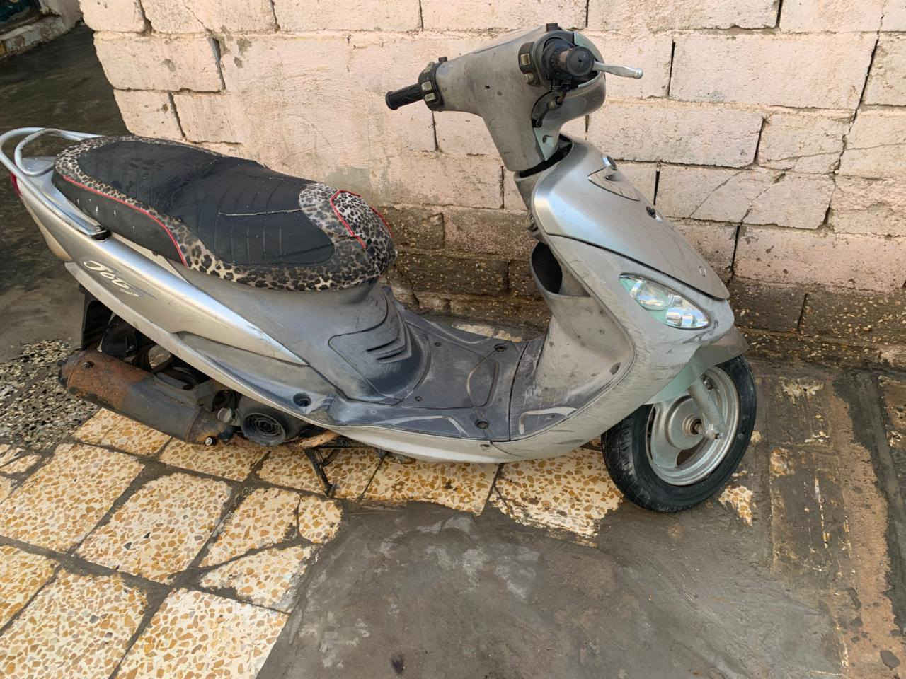 السلام عليكم درجة ماكس منغولي حاويه برغي ما مفتوح بيها خاتم واحد كلها كلشي ما عوزه كلشي شغال مكان الدوانيه الجمهوري قرب جامع الحكيم السعر 750الشراي يجي خاص الرقم ***********
