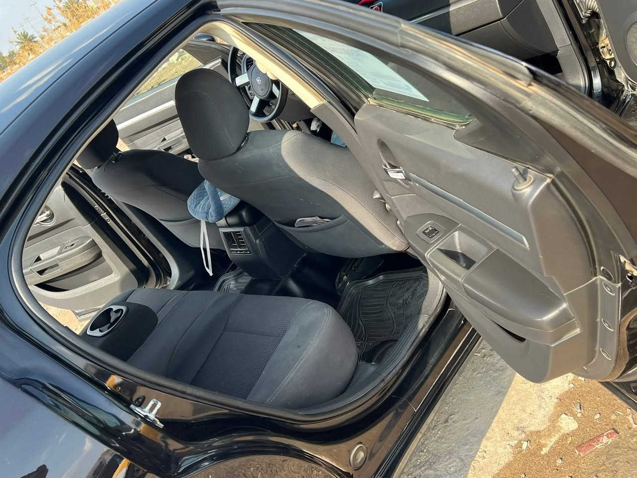 السلام عليكم 
2010 كفاله / رقم واسط / ما مشتغله خط/ ماشيه 182 / حقيقي / جديده بمعنه  / وشرط ما بيه برغي تجاري / من تسولف ع النضافه وجديد هنا موجود / عنوان / ناصريه / *********** / اتصال واتساب / اتصل وبيك خير وادلل

— ‏￼‏يشعر بـ‏المحبة‏
