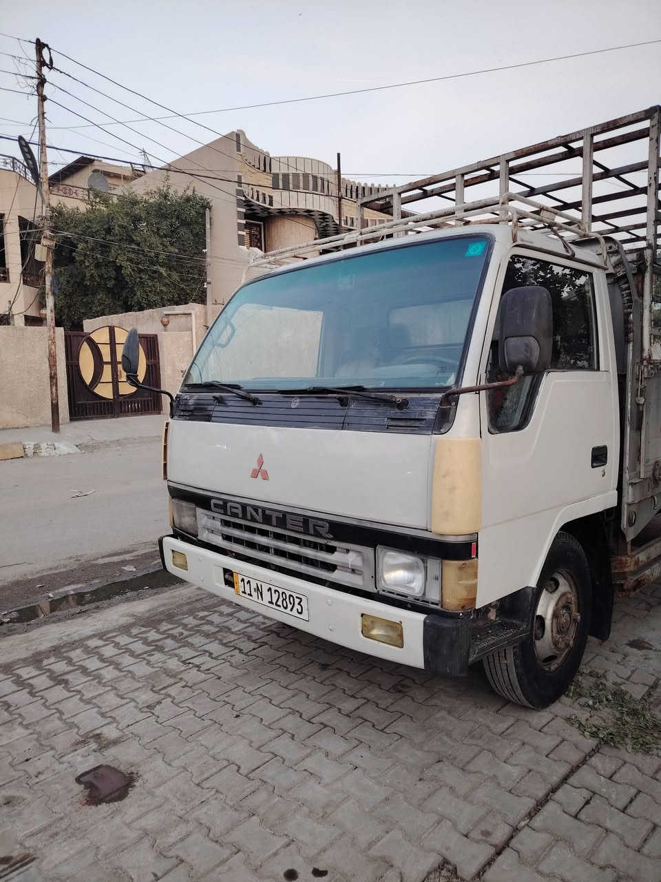 كنتر موديل ٩١ البيع
رقم بغداد انكليزي كير مكينه كسل شاصي خير من الله
طول البدي ٥ متر السعر ٩٥ ورقه وبينها مجل*********** وقماره بدون صبغ
