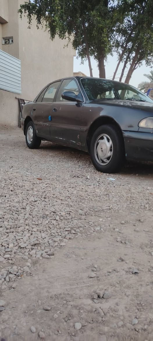 السلام عليكم 
سوناتا 2 موديل 93 سياره جاهزه الاخير من عده تبريد مايشتغل مكينه نظيفه كير خير من الله رقم بغداد انكليزي هزه جديده
السعر 38 وبيه مجال حك الجيه
رقم الهاتف ***********
مكان سياره ديالئ جديده الشط / الحويش
