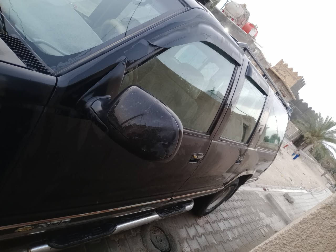 سوبرمان موديل 97 رقم بغداد دولي بسمي جاهز من جميع النواحي خمسه برغي خالي من الصبغ والحادث وماشابه ذلك كير 700 ومكينه 305 . كهربائيات شغاله كامله وتبريد يشتغل الامامي فقط الخلفي كان شغال وفصل فجأة. وشوف العين ماعليه خفى . 
*********** واتساب فقط . أو مراسلتي على مسنجر 
سيارة مالت جناي ينظفهة فقط ودوشمه جديده وأبد ترايك وين متريد .
عنوان ديالى . تقاطع الوجيهيه.
