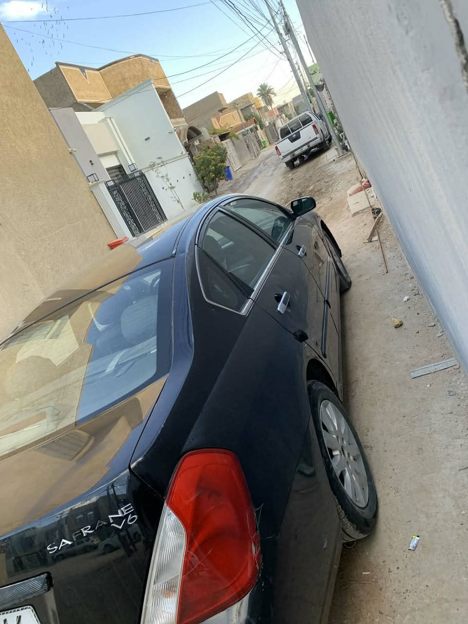 السلام عليكم
 رينو سافران( 2009) (6سلندر)   والسياره رقم بابل موجوده بالحله (السعر 68)
للاتصال (***********). 
  (***********)
