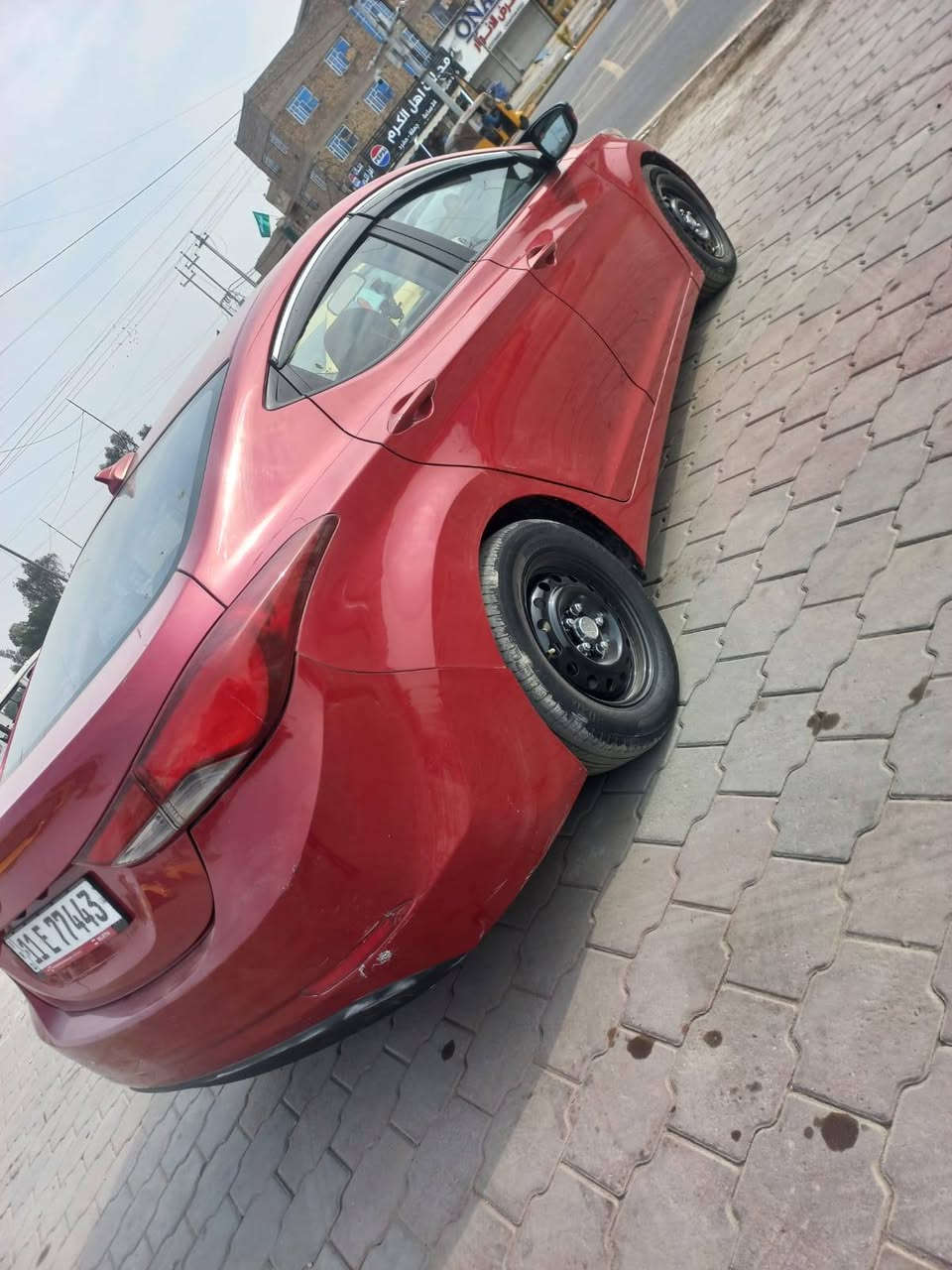 السلام عليكم النترا مديل 2016 فول عده البصمه السيارة وارد كندي السيارة مكفولة كفالة عامه كلين تايتل السيارة بيها بس الدعامية الخلفية صبغ فقط مكان السيارة بغداد حي اور قرب جامع الفردوس  للستفسار ***********
