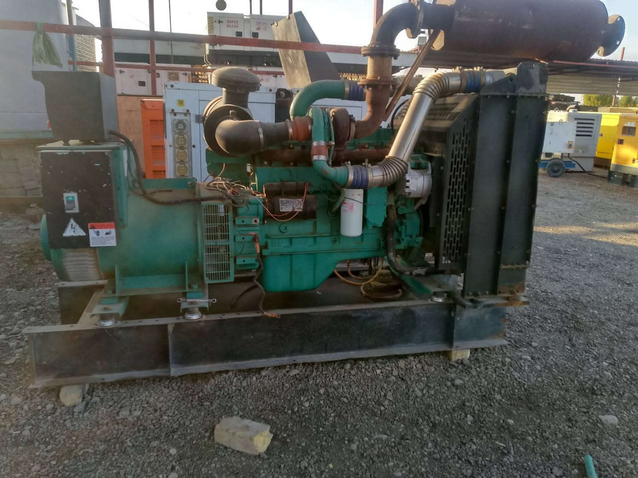 السلام عليكم رومانسي امريكي سته سلندر 187 كيفي الماكينه عالشرط الشرط ما مفتوحه الحجز والاستفسار على رقم الهاتف 
***********
