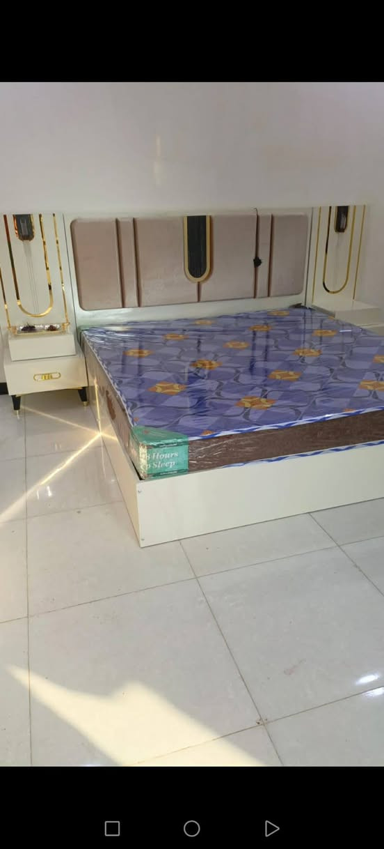 غرفه للبيع 500 بيه مجال مكانها حصيبه الشرقيه شعدكم غرف للبيع دزولي خاص ابيعه الكم  وموجود بعد هواي غرف داخل الحساب فضلاً وليس أمراً متابعه للحساب


**إذا كنت صاحب هذا الإعلان وتريد حذفه لأي سبب، رجاءا أرسل رسالة إلى الدعم الفني**