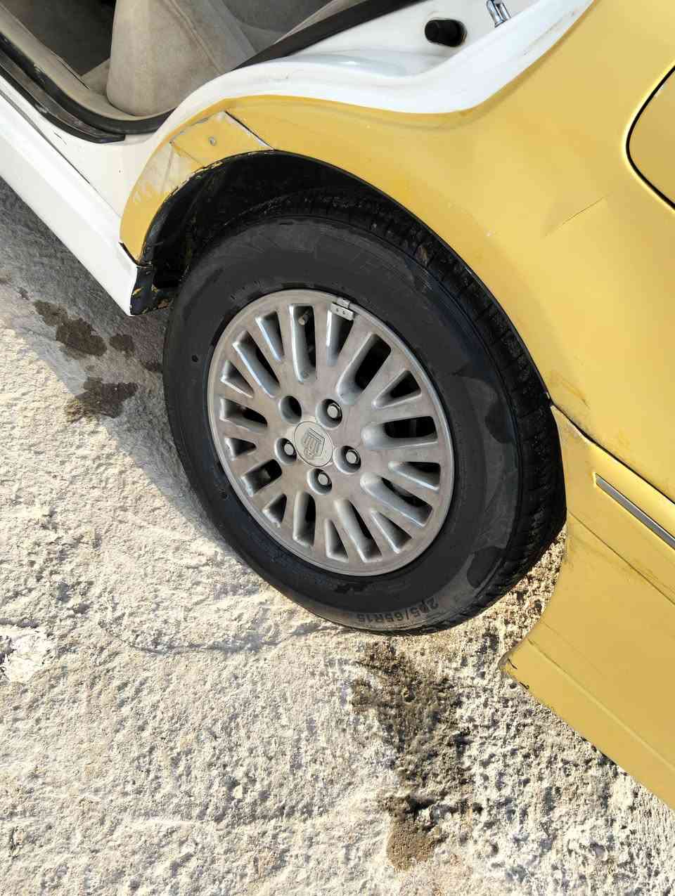 سلام عليكم....
بيع او مراوس حسب القناعه السعر 65$ 
ملكه كصه قماره فقط 
رقم كركوك 
اصولي.اصولي 
مداور فقط 
رقم الألماني 
كير مكينه كفاله 
سنويه منتهيه 2018
خط وبحث بغداد ناصريه
تجي وتشوف وانه خادم 
حداديه 80% 
هاتف .*********** 
ذي قار.الغراف
