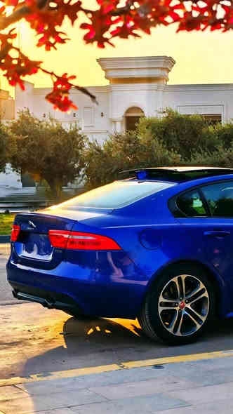 جاكوار JAGUAR XE 2019 خليجي وكالة سردار ماشية 99 الف، رقم بغداد. فئة سبورت.
المواصفات: محرك , سعة 2.0 لتر (Turbo) , سقف بانورامي, مقاعد جلد رياضية مكيفة, كاميرا خلفية, حساسات استشعار خلفية + أمامية, بصمة تشغيل/ اطفاء المحرك, تشغيل عن بعد, دخول ذكي (بصمة دخول لاربعة ابواب) , مصابيح ضباب امامية (كشافات), ازرار تحكم متكاملة مدمجة بالمقود (بلوتوث + نظام صوتي + مثبت سرعة), شاشة معلومات وترفيه وسطية كبيرة جدا, نظام تكييف مزدوج المناخات (dual zone Ac), نظام مراقبة النقطة العمياء في المرايا الجانبية, , نظام الرؤيا الليلية.
معلومات المركبة: جاكور XE موديل 2019 ,سيارة نظيفة جدا بدون صبغ    
الهاتف موجود واتساب. ***********
