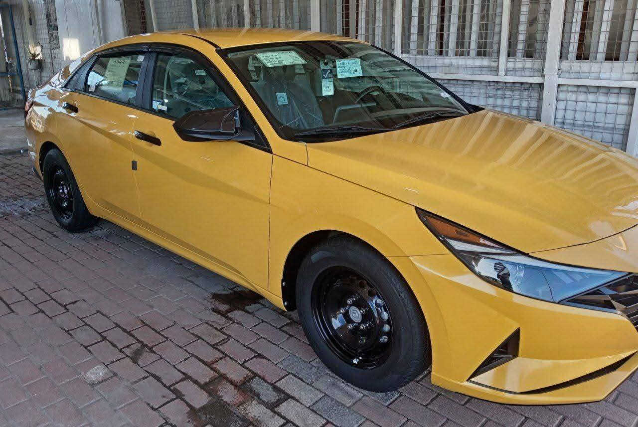 للبيع  النترة موديل 2021  رقم بغداد 
حادثهه بسيط كلش جاملغ خلفي صطحي بدون اي دواخل  حوض بجم كبس مكفولات برغي ماا مفتر بيهه سياره جديده بشكل ماشيه 79 الف سياره 
 كير ومحرك مكفولات وبرغي ماا مفتر بيهه 
المواصفات 

 صندوق بصمة

شاشة دشبول دجتال وشاشة اكبر حجم
تحكمات كامل مواصفات

حساسات امامية خلفية وجانبية

رادرات قيادة ذاتية تحديد مسار 

درايف مود اوتو هولد 

مكان لسيارة بغداد الحبيبه رقم الهاتف ***********
