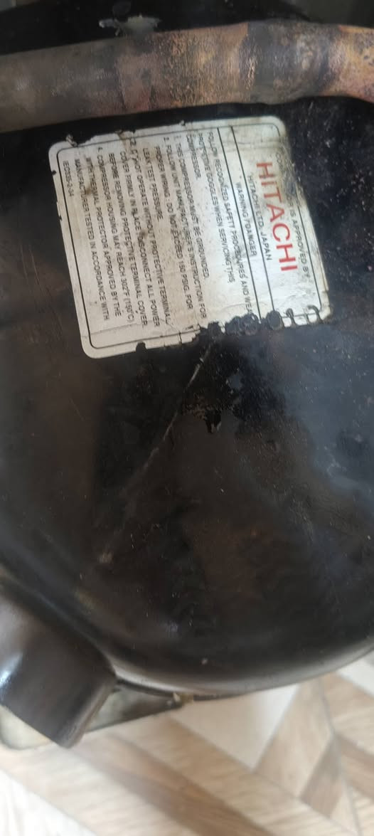 سلام عليكم متاح سبلت 3 طن كرافت محوره كمبريسر بستم ياباني هيتاشي يسحب 10 امبير شرط مكاني حصوه ابو غريب ***********
