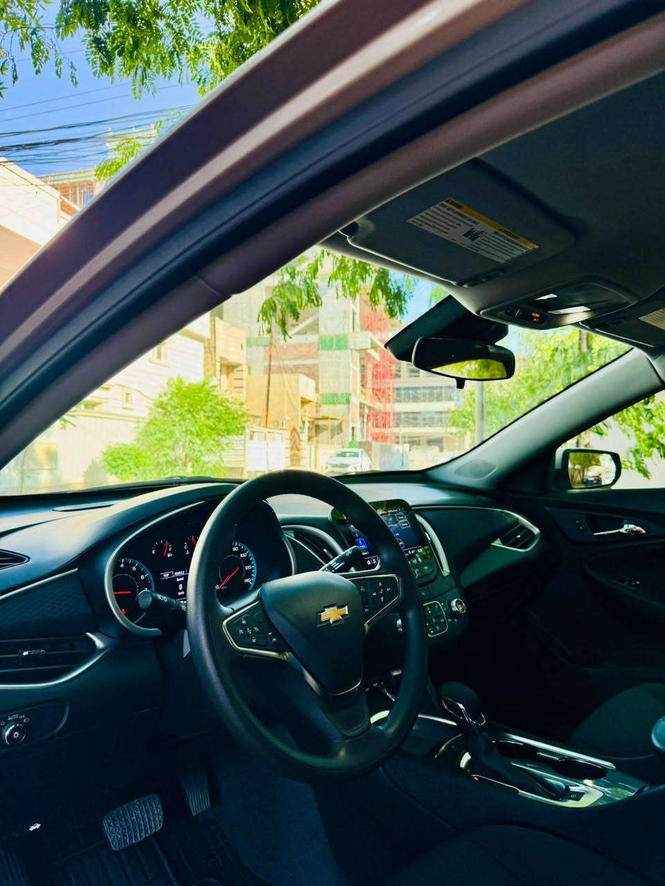 للبيع ماليبو 2024 اخت زيرو
وارد امريكي حادث بسيط جدا جاملغ خلفي فقط 
وايرباك برده فقط 
بجم كبس
((رقم معوقين اسويلك وكالة عامة مطلقة حاله حال رقم اربيل))

محرك 1500 توربو 
‎30,000 كيلو 
بيه بصمتين
كاربت بعده بنايلون 

المواصفات
تشغيل عن بعد 
شاشة جبيرة كار بلي 
سايد بريك دكمة
حساس خلفي
رادارات اماميه
كشن كهرباء
تدفئة كشنات
تبريد قطعتين يمين يسار
تبريد خلفي 
ويل جبير
كتلوكات كاملة
كاربت كامل اصلي 
سبير وعدة كاملة 
بغداد الرصافة

***********

سعر 165$
