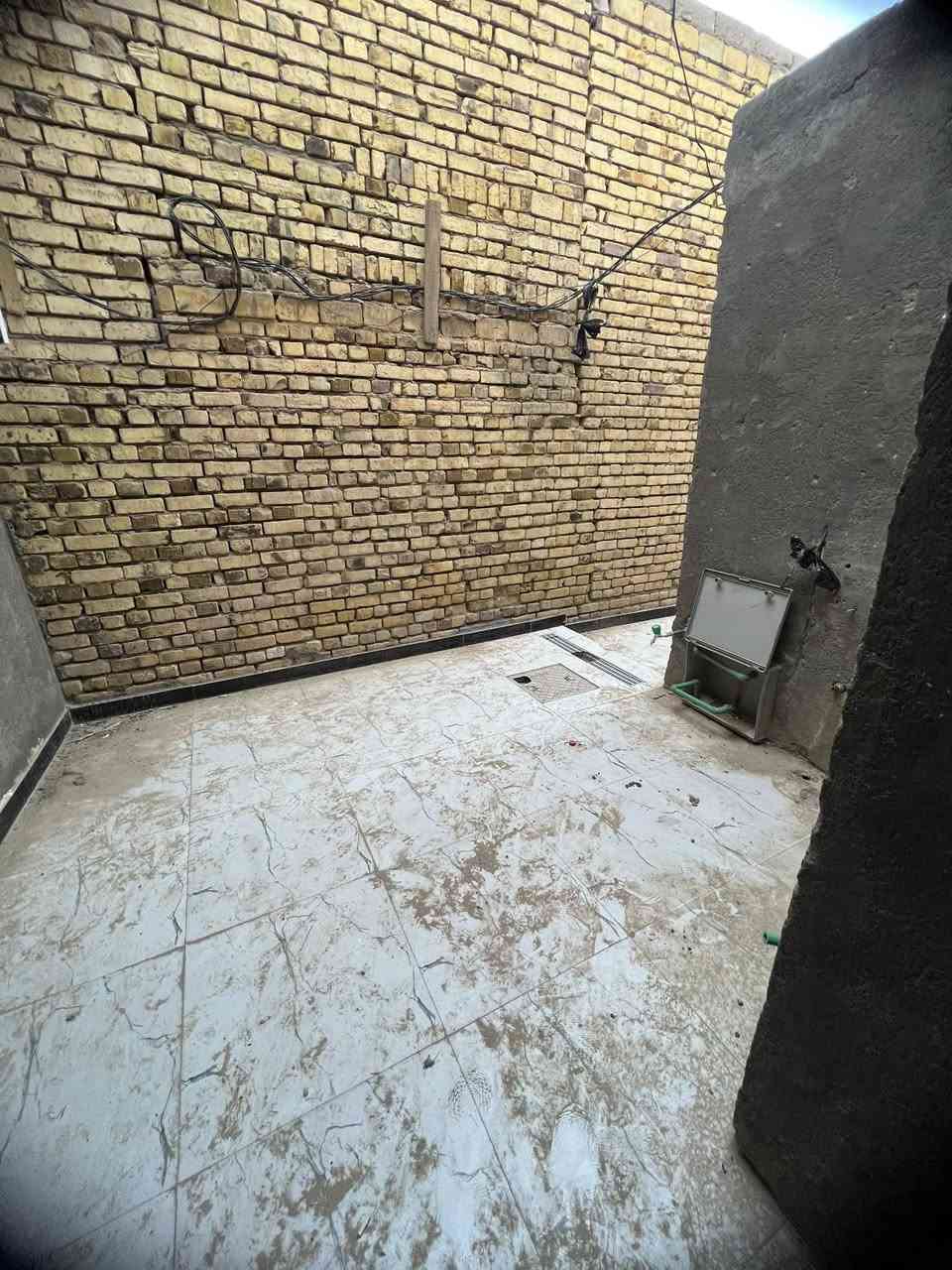 خاص بمكتب عصام للعقار 🏪
بيت للبيع وللايجار 🏠

١٠٠م خلفي طابقين📉

عدد غرف نوم ٣ وصاله وديوانيه ومطبخ وصحيات✅

بناء حديث طابوك السقف صب كونكريت ✅

الطابق الثاني ثرمستون عكاده✅

طابو صرف 🧾

العنوان 📍حي الفداء قرب المدرسه الصينيه 

سعر البيع ٨٠ قابل للتفاوض

اليجاره ٣٠٠ ألف 

للأستفسار☎️***********
