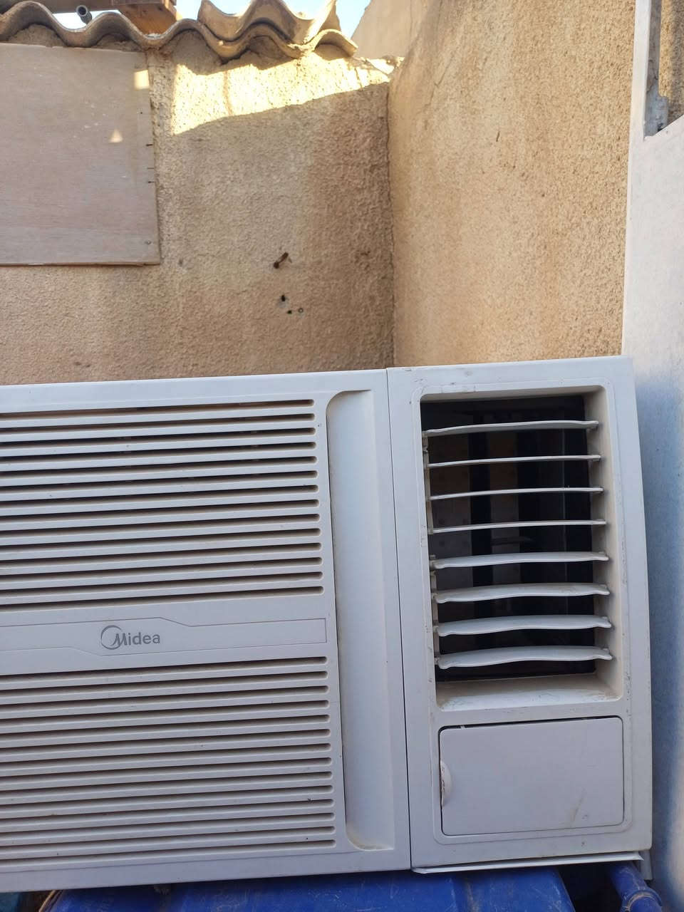 السلام عليكم
للبيع مكيف جديد ميديا   مستخدم شي بسيط اقل من شهرين امانة الله جديد جداا بسبب انتقالي من مكان الى اخر وعل الفحص السعر ٣٥٠ واني ماخذه ٥٥٠ يشهد الله 
*********** بغداد الامين
