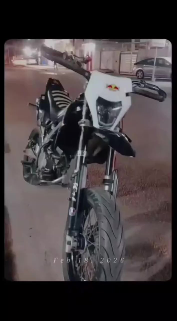 قفاز كاوسكي مزودة مال لعب مكينة مكفولة مال رمبة دراجة هاون مكينتها تجي ٣٠٠ هندر مو ٢٥٠ دهن امزويل مي راديتر زيتي مسويلها ادامة كاملة من تاير لتاير  مكاني بغداد سعر١٣ورقة وبيها مجال


**إذا كنت صاحب هذا الإعلان وتريد حذفه لأي سبب، رجاءا أرسل رسالة إلى الدعم الفني**