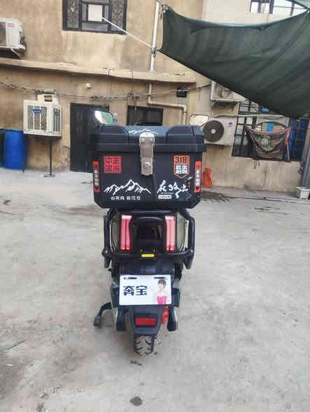 السلام عليكم درجة شحن نوع تايلج جديد موديل 26  زيرو استعمال 5 ايام  *********** سعر 950 بيها مجال عنوان بغداد ساحة الوثبة 6بطارية مسطرة ملف 2000 سرعه 85 حقيقي تمشي مسافه 80 كيلو وصل موجود
