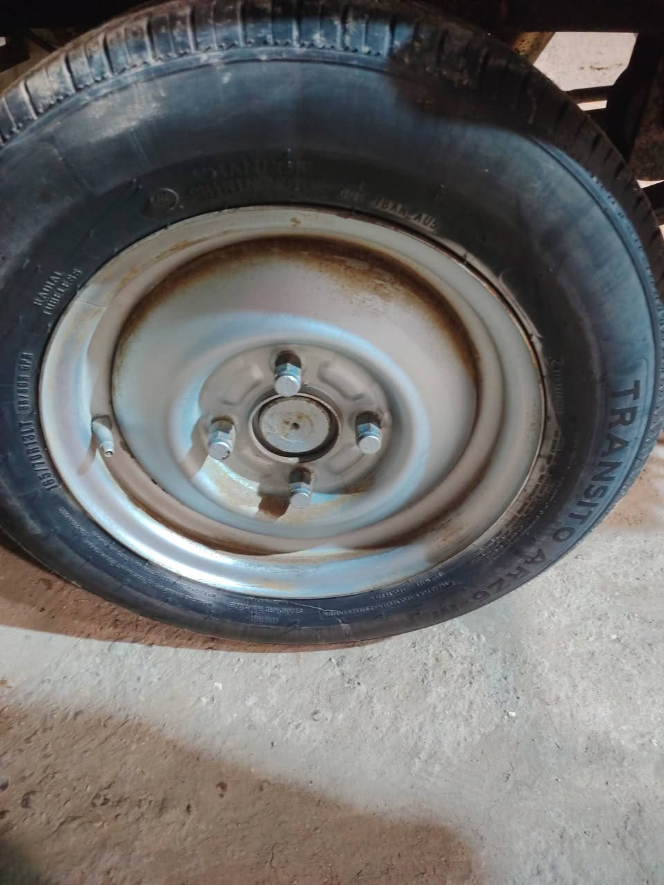 تايرات ووياله للمراوس بتايرات وياله سود ابو الخط الابيض المكان كربلاء طويريج اتصال ***********
