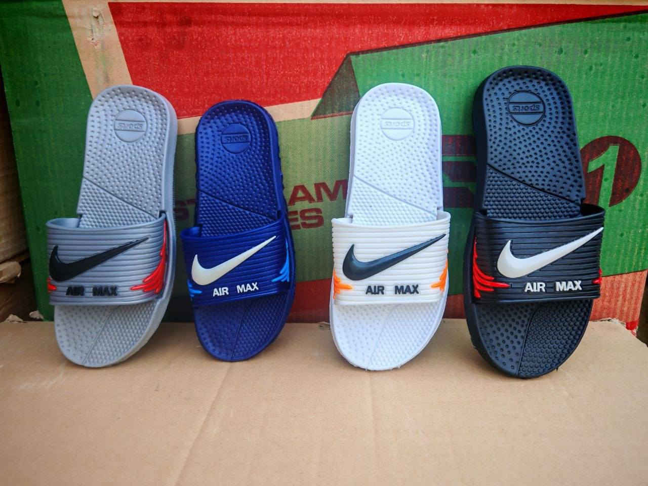 جملـــــــــــــــــة فقـــط ❗
سبورت رجـالي/شــبابي/ولادي  اصلي 
ســـعر كارتون الرجــــالي بــــ24 الف✅ 
ســــعر كارتون شــــــبابي  بــــ23 الف✅
ســــعر كارتون ولادي بـــــ22 الف✅
تعبئة الكارتون 24 قطعة✔️
مـــتوفر لــدينا توصيل📌
للحجز والاستفسار مراسلة الصفحه 
او الواتساب: ‏ 
***********
