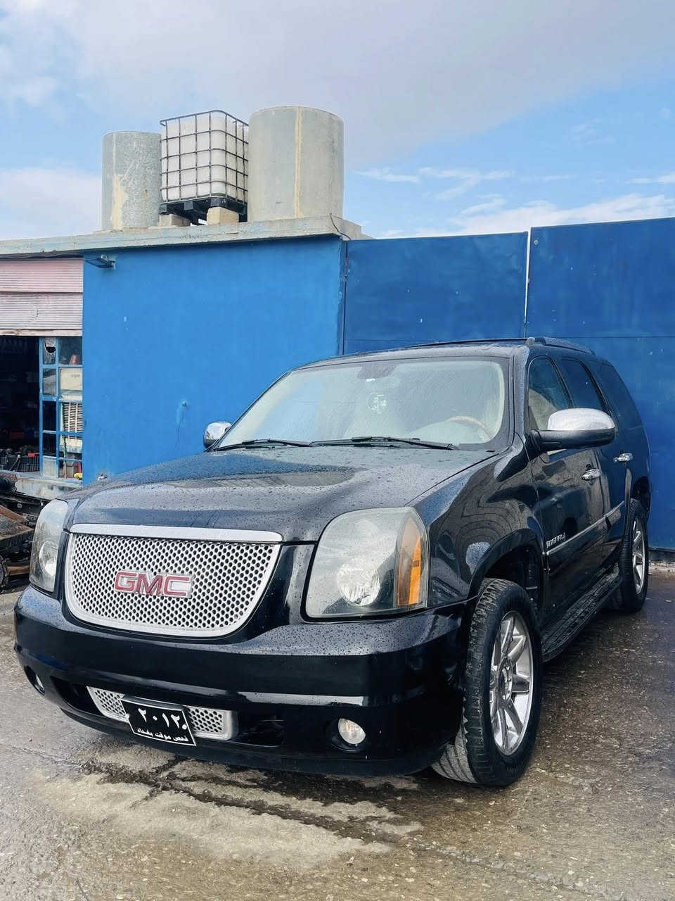 GMC
مواسەفات   LT
بڕاوەی دوبەی 
شەرتی سەقف
گۆڕینۆش ئەکەم
موشتەریت تەلەفون بکە 
***********
