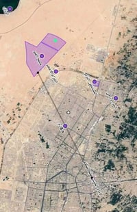 مجمع القمر السكني • ١٠٠م • قطعة للبيع