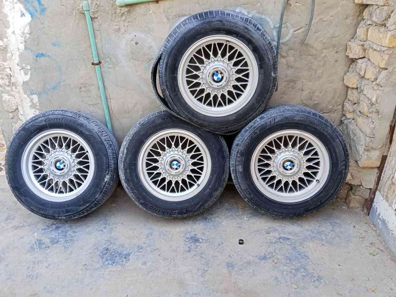 للبيع وياله خليه حجم 16 مكفولات لا عواج ولا تصليح وياهن تلث تايرات انضاف السعر 250 قفل قفل بدون عمله المكان كربلاء الحر ***********
