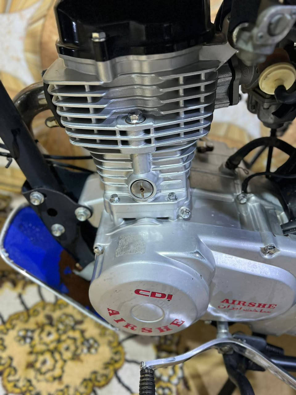 اراوس بوكسر رقم رياضي وانطي فرق اللي يحب يتفضل خاص واذا بيع هم ابيع  
ارشه يراني اصل شلامجه تروح ترقم ما عاوزها شي دراجه ناريه جديده حيل مال موديل 21 السعر المطلوب 900 اخوان الموش الراي يعبر المنشور والخاص موجود ابيع كفاله عامه الدراجه برغي ما مفتوح بها مكان البصره


**إذا كنت صاحب هذا الإعلان وتريد حذفه لأي سبب، رجاءا أرسل رسالة إلى الدعم الفني**