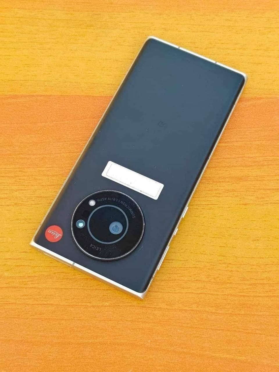 Leica Leitz Phone 1 5G
***********.. . . . . سعره 225

☆ شاشة منحنيــــــــــة من الجوانب 🔥
☆ من نوع OLED بدقة 2K ومعدل تحديث 240 هرتز عالية،🔥
☆صاحب اكبر مستشعر ١ إنش مع غطاء حماية للكاميرا عالية🔥
☆ الرام 12 جيجا التخزين 256 كبيرة🔥
☆ بطارية 5000 
☆بصمة مدمجة في الشاشة  🔥
☆ المعالج من نوع Snapdragon 888 5G ضخم 🔥
 ويدعم الشحن السريع بقوة 33واط
