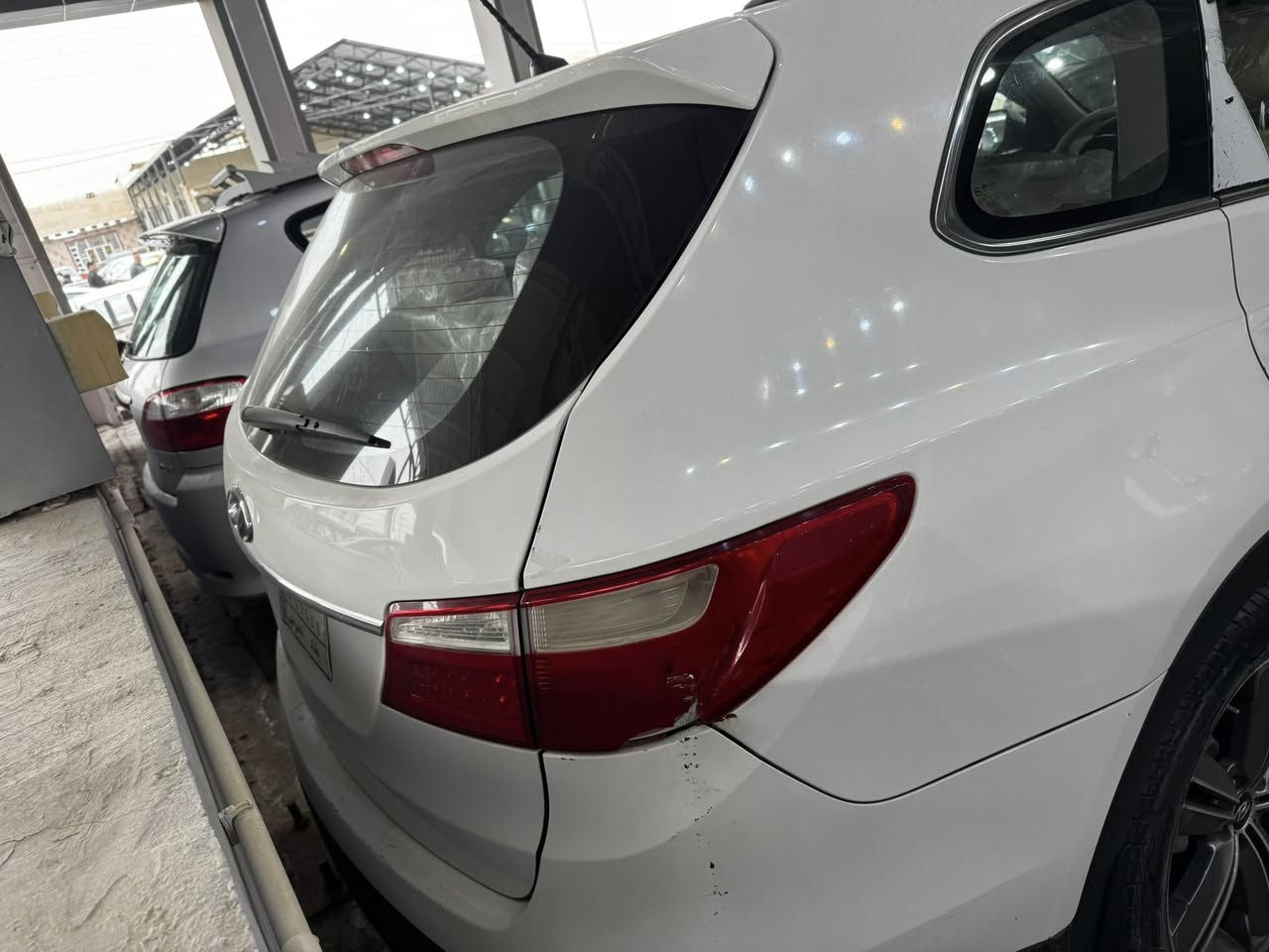 السلام عليكم 
سنتافي موديل 2015 فول موصفات كفاله فقط بيه بارد مكانات بسيطه رقم بغداد محرك 6 سلندر 
السعر 165 بيه مجال للشراي مكاني نجف ***********
