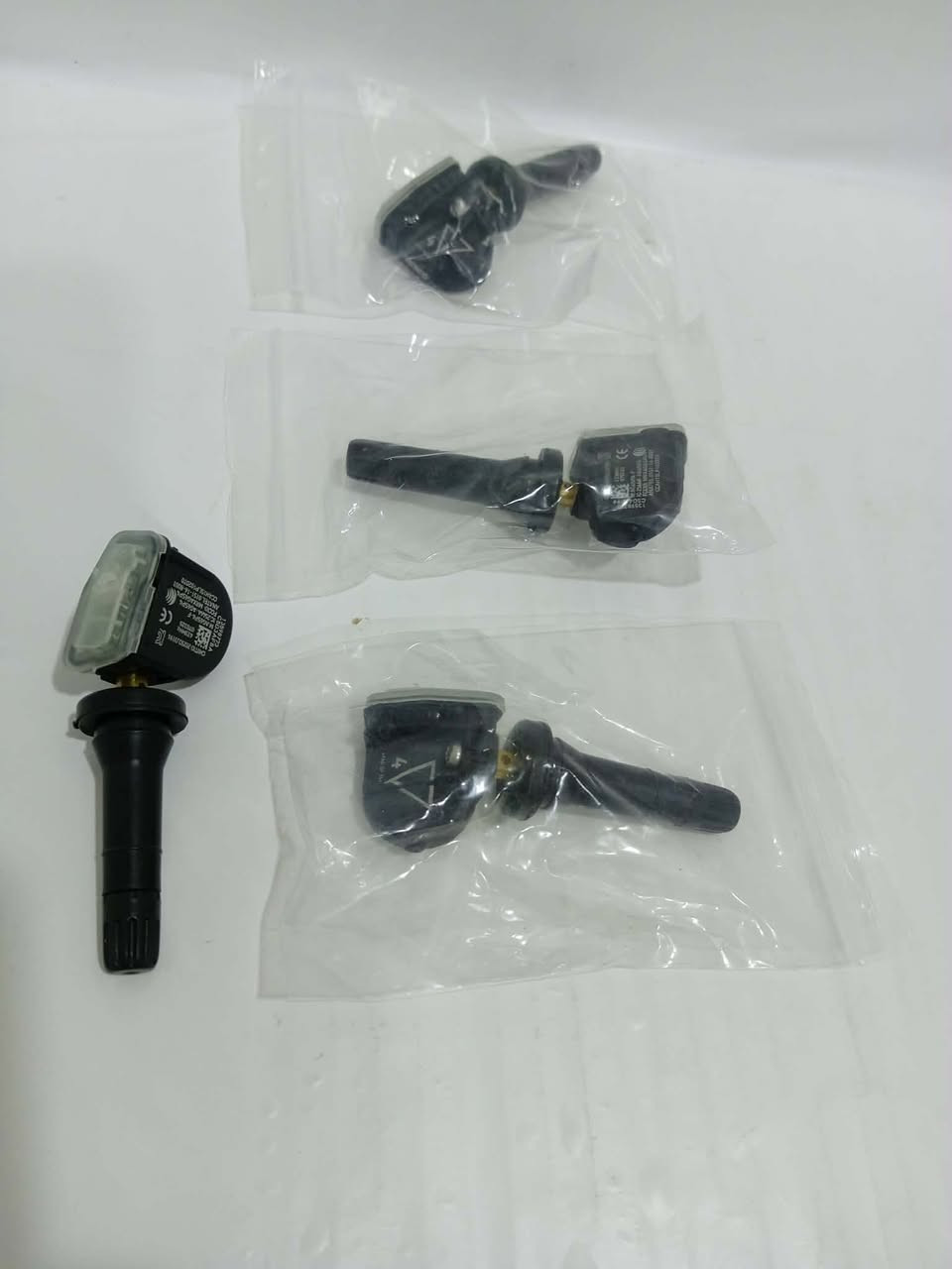 حساس أطارات بهذا الشكل 👇
سعر السيت 35 الف


**إذا كنت صاحب هذا الإعلان وتريد حذفه لأي سبب، رجاءا أرسل رسالة إلى الدعم الفني**