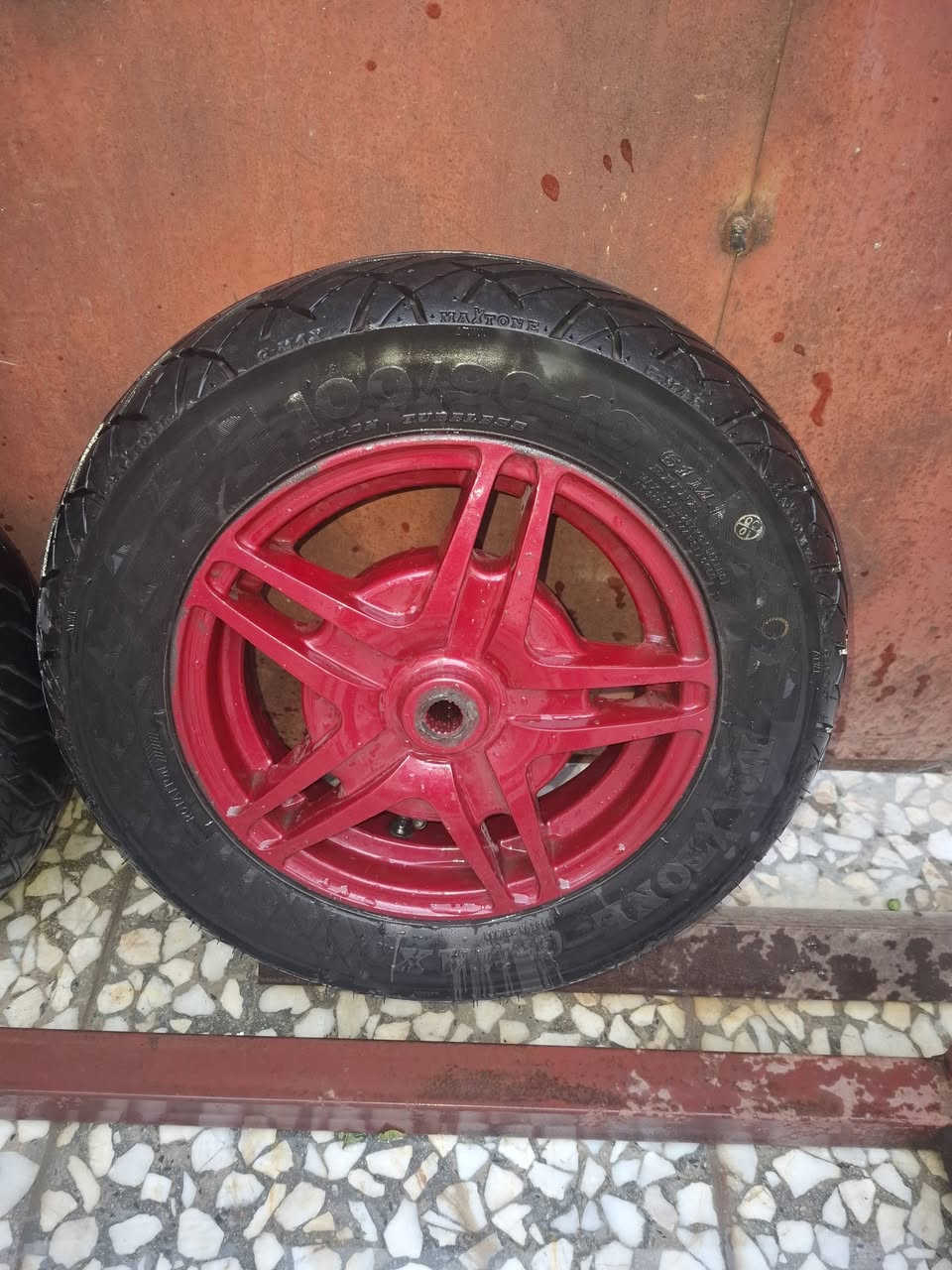 وياله مال ثعلب او جيتي ار كاملات جيب وشد حته الفلنجه الماميه بيهن وياضيه مكاني بغداد ***********
