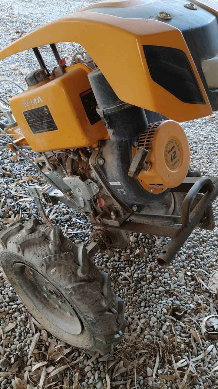 السلام عليكم ورحمه الله وبركاتو يوجد رفاسه للبيع مشتغله موسم واحد القوه الحصانيه 12
السعر مطلوب مليون و 100
رقم الهاتف ***********
غير متواجد على فيس اتصل وتدلل
