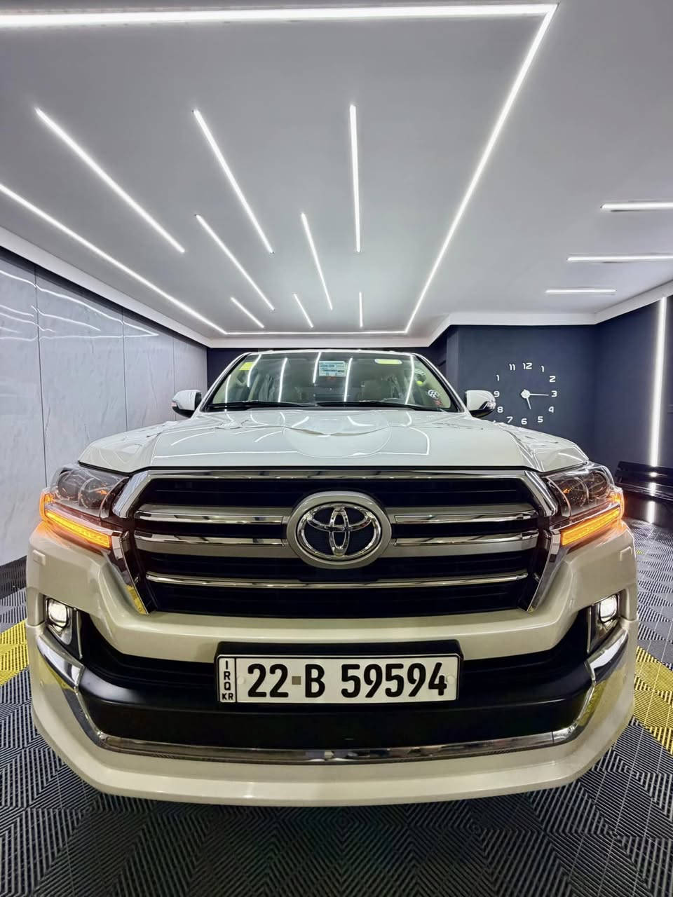 ‎تويتا لاند كروز _ موديل _2019 _  GXR.V6
‎موصفات.فوول جيهان اصلى 🦅🔥
‎محرك.(v6) 
‎بسم الله الرحمان الرحيم

‎ملاحظه رجائن سياره (بدون مراوس)🖐🏼

‎تويتا لاند كروز موديل (2019)  
‎🔶سياره مواصفات GXR. V6 .
‎🔶سياره (v6) سلندر
‎🔶سياره كفاله عامه دعاميه لي دعاميه 
‎بدون صبغ +بدون شخت + بدون حالوب 
‎بدون رمل  _ بدون حصوه+حتا دعاميات 
 
‎🔶سياره ماشيه (45) الف كيلو فقط حقيقي
‎🔶٤ اطارات و ويل جديد حلو بدوناي نقص 
‎🔶سياره مواصفات (GXR ) ماشاالله حالو 

‎🔶محرك + گير كل بشرت مامفتوح 
‎بدون صوت + بدون دخان 
كل خراز بلادى موجود
‎🔶( مواصفات) 
‎( صلايت + سلاجه  
‎كوشنات كهرباي ٣ دگم _ حاساس خلفي و امامي_ بصمه + كاميرا بلايت + ٨ ارباگ +  + لايتات زينون+ +داغل بيجى+دابل اكسل + سندوق شفط بلادى+ ٣ شاشات بلادى+ شحن موبايل)

‎🔶تحويل بشرت مباشر حول كل جديد

‎🔶مكان سياره سليمانيه 
🔶 ***********
‎🔶سعر (533)ورقه
