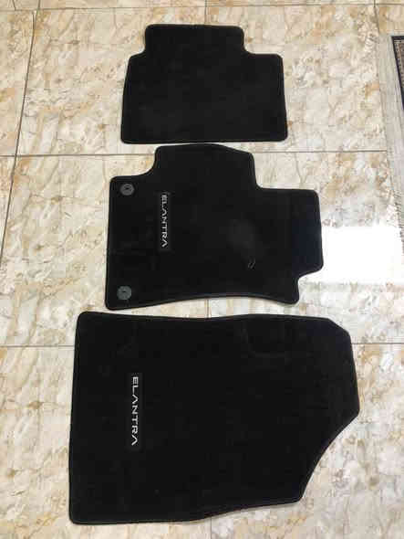 السلام عليكم 
غراض النترا للبيع للي تفيده
مكاني بغداد
 للاستفسار   ***********

1-قبق جنطه 24 - 25 
امريكي اصلي 
لون زيتوني + ربع دعاميه خلفي لون زيتوني جهة الراكب 

2-بنيد امريكي لون ابيض صدفي  مديل 24 - 25 

3-لحيه دعاميه خلفيه 24 امريكيه ام حساس مال لمتد + فسفوره جهة السايق مابيها شي 

4-بكلايتات امريكي لد شغالات للي يفيدنه مكسرات قيم وخذ 

5-مسطره ام لد شغاله بس يحتاجلها جامه امريكيه مال لمتد 

6- قبق شوته جديد القطعه الفوك النترا امريكي  

 7-مازده جهة الراكب  مال النترا 24 - 25 مال لمتد بيها بالضهر كسر وجامه كسر تصلح للي تفيده + قبق مازده اصلي 

8-فلينه مال دعاميه امامي امريكيه 24 - 25 + قاعده مال رقم النترا 24 اصليه اماميه 

9-كاعيات خمل النترا اصليات 
تخمين تخم كامل + تخم نقص بي قطعه وحده مال خلفي 

10-فلينه كامله هي والجك
+ سبير مال النترا

11-شبجه مال صندوك النترا 24
