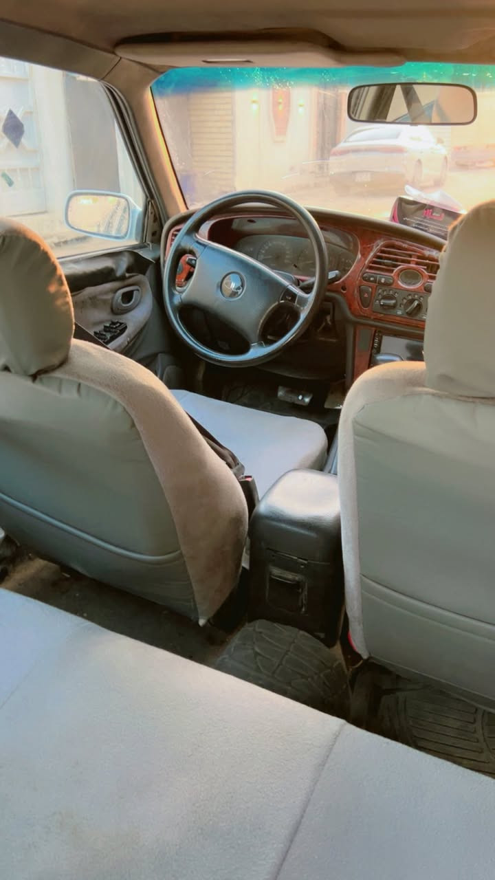 سلام عليكم برنس فراشه موديل 96محرك مسكر سياره خير من الله عرضهه 35 وبيهه مجال رقم الهاتف ***********
