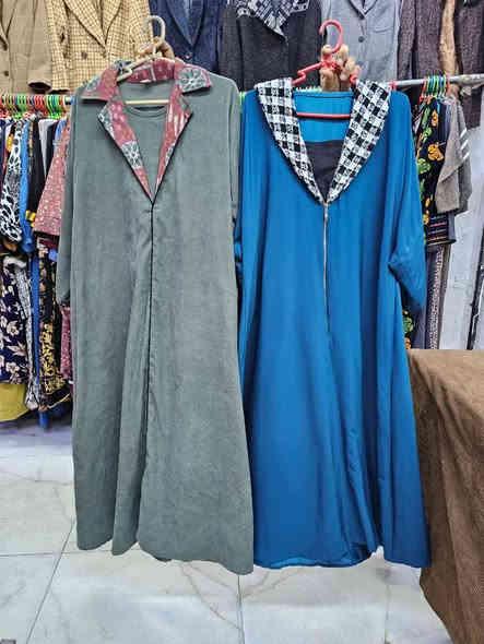 تعلن محلات محمد الزعيم الفرع الثاني عن كسر بضاعه جديده نسائي أطفال  خليجي يوم الاربعاء المصادف 2025/12/10 الساعه 8:00صباحا العنوان المحموديه خلف صحه الطلاب محلات محمد الزعيم علوه الخضارهه
جمله مفرد 
***********
