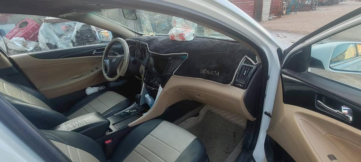 السلام عليكم سوناته 2011 فول واحد عله واحد سونار موجود بل منشور محرك 2400 بصمه جلد شكن السايق كهرباء مكلف بل نشر السعر 125 وبيه مجال الستفسار اتصل مكان السياره كوفه ***********
