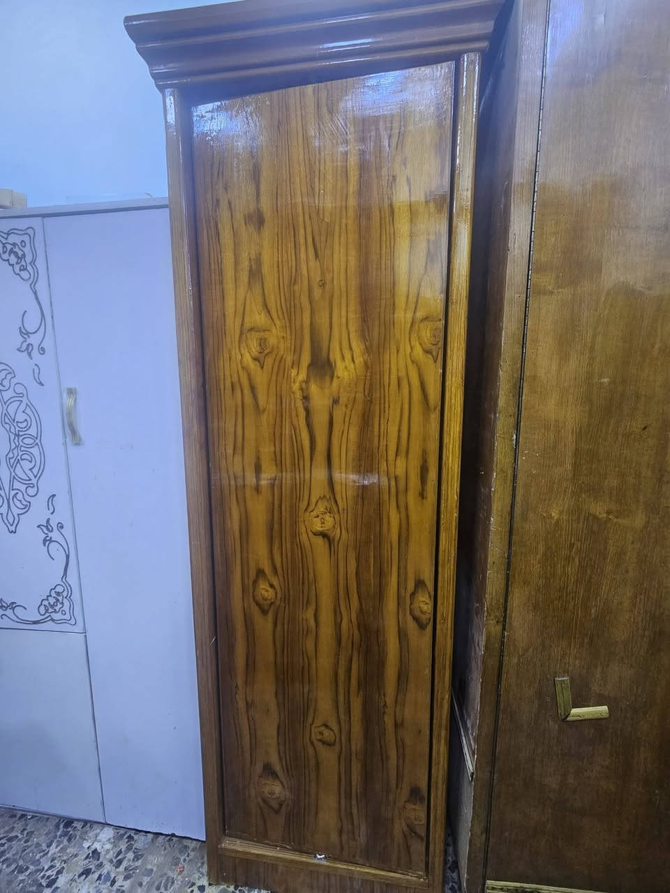 غرفة عراقيه صاج ست ملحق نظيفة وكل ضرر مابيهه سعره وجاهزة من. كلشي صبغ وتلميع ويدان 450 وبية مجال بسيط مكاني بغداد الشعب شارع صحه ديوانواكو توصيل داخل بغداد لاتصال واتساب فقط ***********
