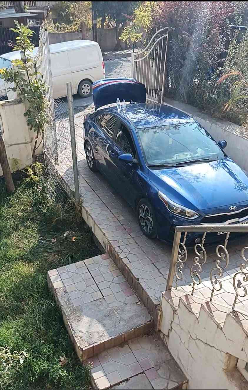 يا الله كيا فورتي 2021 رقم اربيل نكليزي  هزة جديد بسمي تحويل مباشر محرك 2000 دوش مكفول محرك أو كير البلادي سيارة بدون أي حادث فقط دعامية خلفية مصبوغة أو بارد بالباب فقط أو الباقي بلادي بدون ايرباك سيارة علية إدامة كاملة بلاكات نوزلات مجاول باتري جديد تخم تاير جديد سيارة مدوشمة بل كامل ماشية 37الف سعر 140 مال جناي بل عافية على ياخذة عنوان بغداد مجور مرور الحسينية ***********
