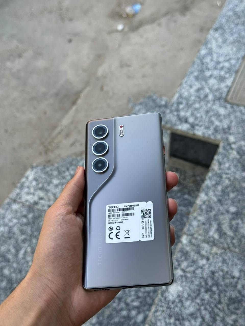 جهاز تكنو كامون40 برو جهاز كامل من كل ناحيه تصوير بطاريه اتمشيك يوم كامل وتشحن 30 دقيقه تفول ذاكره256 جهاز صارلي شهر من مشتري التواصل*********** مكاني البلديات📍
