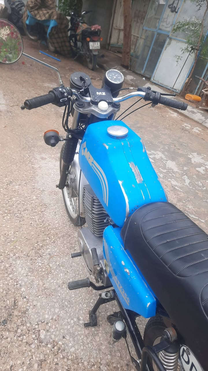 يالله ماطور ٨٢ معمر نضيف ومناسب بي لحيم بلخشم بدون ارقام مكان كربلاء سعر مليون و٤٠٠ شراي يتصل ***********  /   ***********
