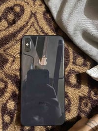 ايفون اكس ماكس • ٢٥٦ • حالة وكالة