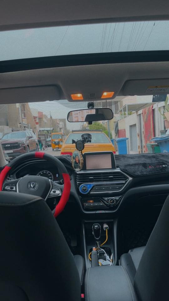 شانجان سفن للبيع
موديل 2025 ماشيه 10 
بضمان شركه رقم بغداد تحويل مباشر 
مكانهه بغداد حي الاعلام
***********
