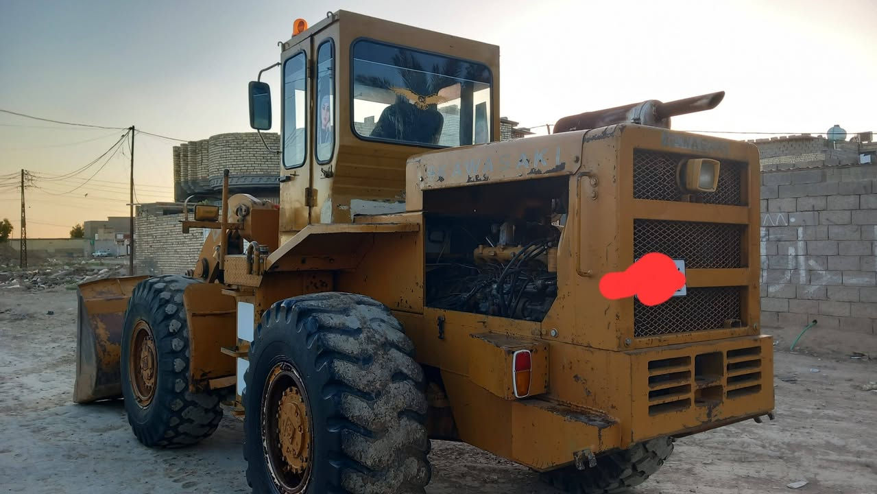 سلام عليكم شفل كاوسكي بي 70.  موديل  83   رقم قادسية ألماني تحويل مباشر جاهز لعمل بريك 4 ويالة هاتف *********** ***********
