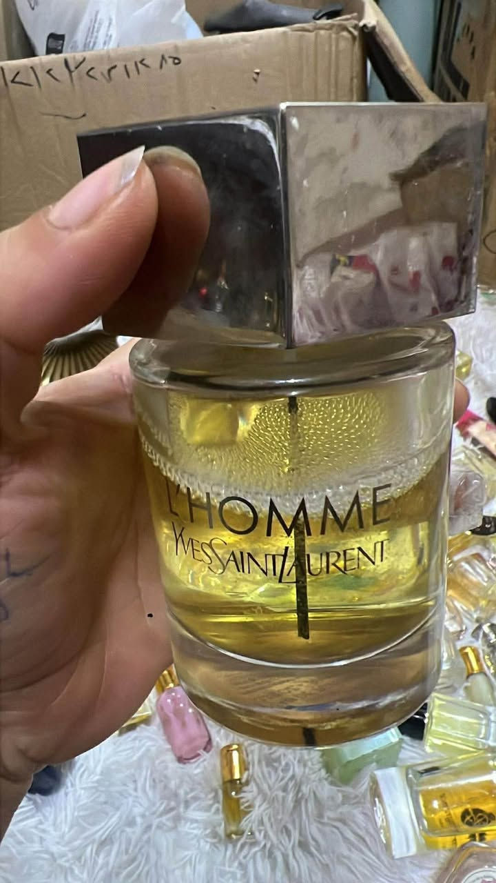 عطر إف سان لوران لأصلي ناقص شويه مال باله تفاصيل بالصوره الحجز عالخاص ❤️


**إذا كنت صاحب هذا الإعلان وتريد حذفه لأي سبب، رجاءا أرسل رسالة إلى الدعم الفني**