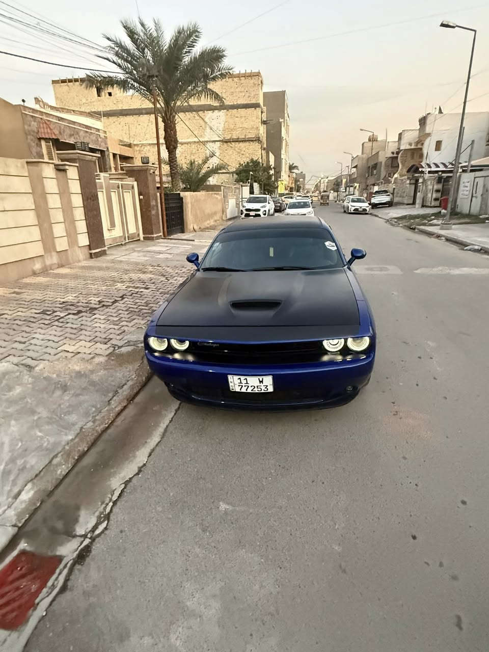 � للبيع دودج جالنجر 2019 GT 🔥
لون أزرق مميز / شكل عضلي يخبل

🚗 المواصفات:

 • الموديل: دودج جالنجر GT
 • السنة: 2019
 • اللون: أزرق
 • المحرك: 6 سلندر V6 سعة 3.6
 • القوة: 305 حصان
 • القير: أوتوماتيك

✨ المميزات:

 • لون أزرق جذاب ونادر
 • تصميم عضلي رياضي
 • شاشة لمس + بلوتوث
 • تحكم بالمقود
 • تشغيل بصمة
 • كاميرا خلفية
 • حساسات
 • مثبت سرعة
 • مكيف قوي
 • جنوط رياضية
 • أنظمة أمان كاملة

✅ الحالة:

 • السيارة نظيفة جداً
 • محرك وقير على الشرط
 • استخدام شخصي
 • جاهزة وما تحتاج شي
حادث سيارة بالصور صبغ 4قطع 

💥 سيارة فخمة وأداء قوي وثبات بالطريق
تنفع للاستخدام اليومي والسفر.

📞 للاتصال: ***********
📍 الموقع: بغداد
سعر :145وبيه مجال بسيط
