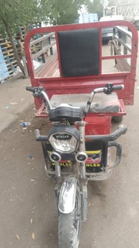 ستوته شحن البيع السعر 500الف بيه مجال المكان شيخ عمر مقابيل محطت الكعب...