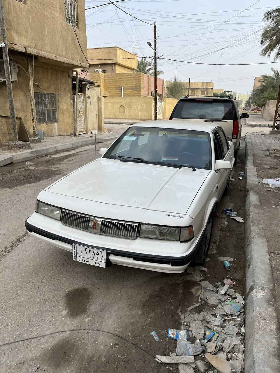 السلام عليكم اولدز للبيع أو مراوس حسب القناعه مديل ١٩٩٠رقم بغداد سنويه ٢٧كفاله عامه حداديه تخم تاير تبريد مكينه كير كلهه شغاله بيهه ملاحضات قليله ترتيب كلهه ع وضع الشركه مكانهه بصره السعر 62وبيها مجال ***********
