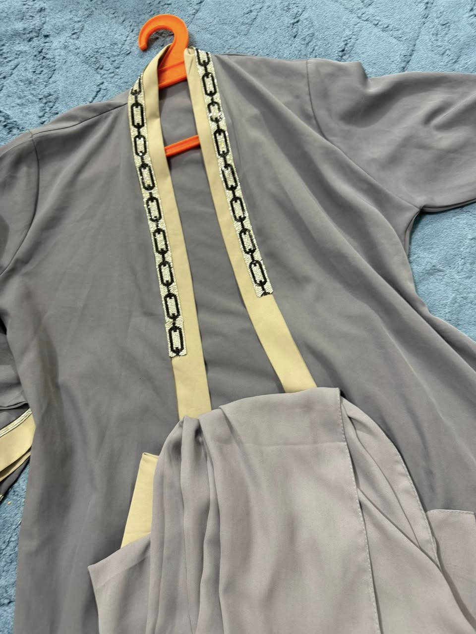 للبيع قيم واخذ نضيفات والله مابيهن شي بس البنيه جاي تبيعهن لان سمنت وصارن صغار


**إذا كنت صاحب هذا الإعلان وتريد حذفه لأي سبب، رجاءا أرسل رسالة إلى الدعم الفني**