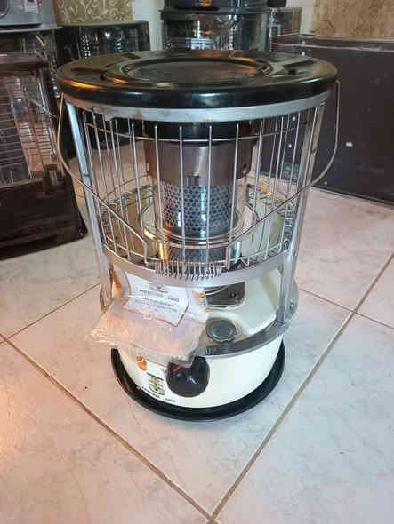 صوبه دائريه باله الحجم المرغوب بلسوك الاصلي شرط نظافته مثل ماموجود بلصوره فتيلته الاصليه السعر 55 ويوجد خدمت توصيل للتواصل ***********
