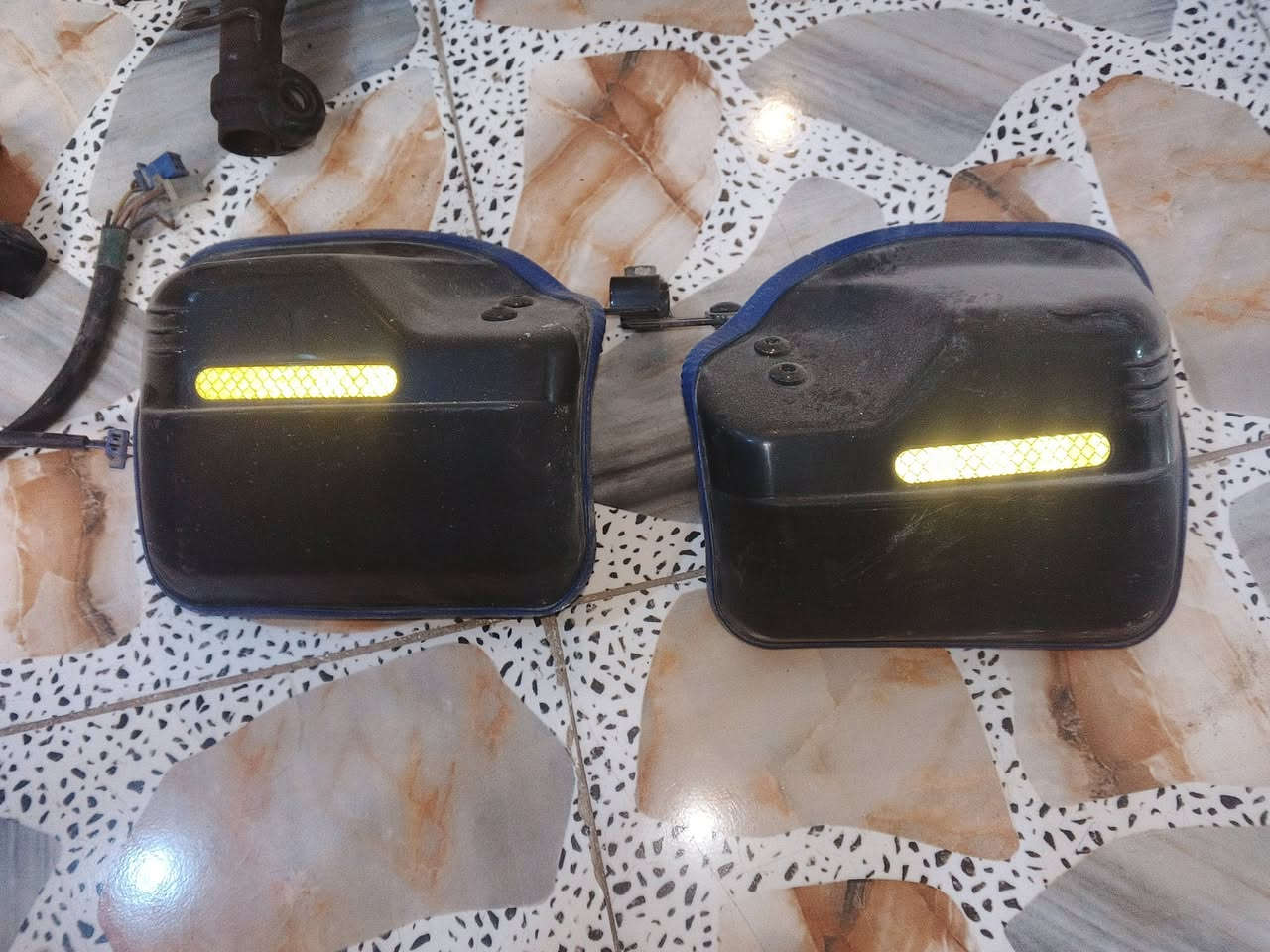 سلام عليكم  غراض سكنس فحل 
بچم سكنس فحل ،،
بچم سكنس نثيه ،
مصدات هوا ،،
مجاميع سكنس فحل 3قطع،،
كشن سكنس،،
دبلات سكنس فحل
عوزهن تچفيت ،،
استيرن سكنس فحل،،
استاند سكنس فحل،،
كفرات اصفاح سكنس فحل ،،
ويل امامي سكنس فحل ،،
ويل خلفي سكنس فحل،،
مكاني الشعب قرب سوق شلال
*********** واتساب
