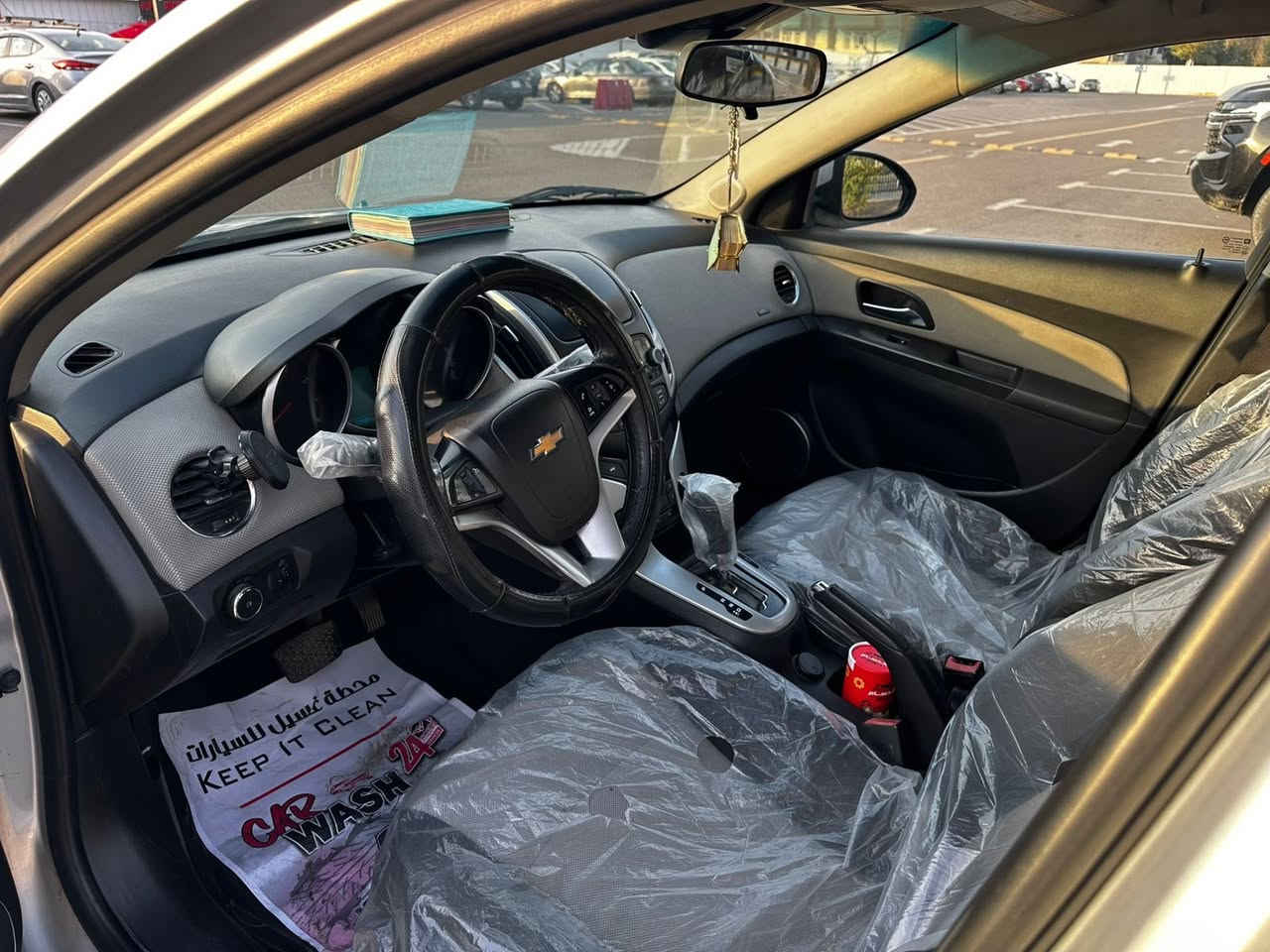 السلام عليكم اخوان ورمضان كريم
شوفرليت كروز مديل 17 خليجي 
بيها قطعه صبغ وحده جاملغ ايمن 
السيارة ماشية 139 كيلو  
مكانها بغداد حي الاعلام 
للمعلومات اتصال او واتساب 
هـ/***********
